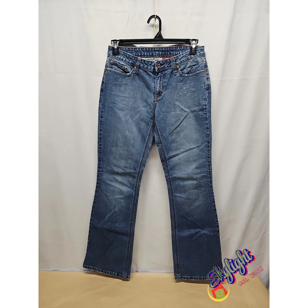 Bongo Women's Blueboot Cut Distressed Denim Jeans Junior Size 7 32 X 32